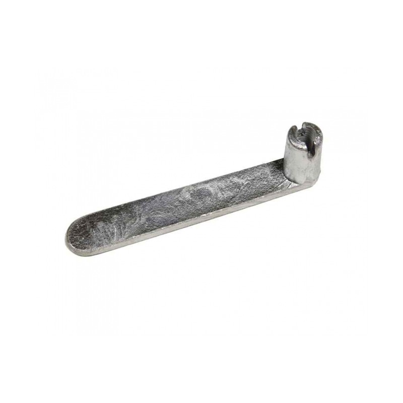 Tensioning key for net post