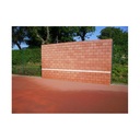 Mur entraînement en blocs colorés